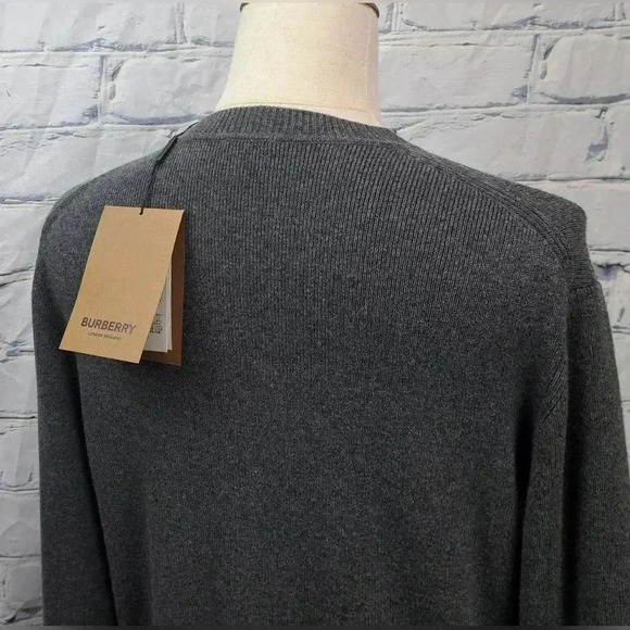 NWT Burberry  Men's Ribbed Sweater TB Logo Cashmere Gray Crewneck Small - Picture 11 of 16